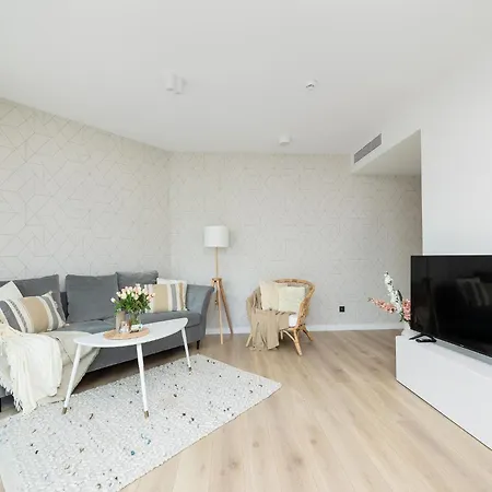 With Sea View, Pool, Saunas, Whirlpool *