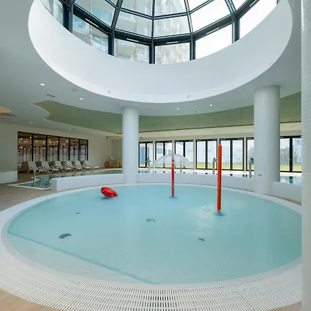 With Sea View, Pool, Saunas, Whirlpool Pobierowo