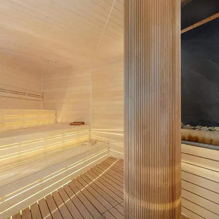 Apartment With Sea View, Pool, Saunas, Whirlpool