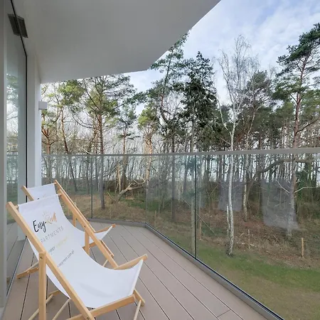 With Sea View, Pool, Saunas, Whirlpool Apartment *